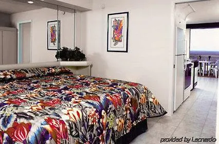 Harbour Beach Resort Studios! Daytona Beach Apartment