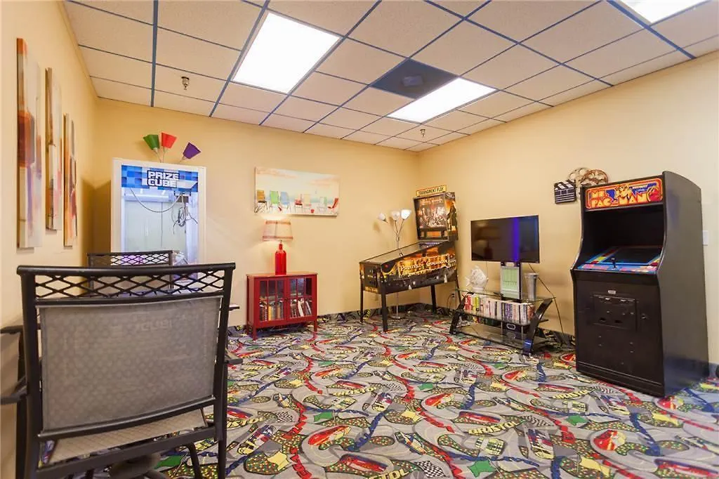 Harbour Beach Resort Studios! Daytona Beach Apartment