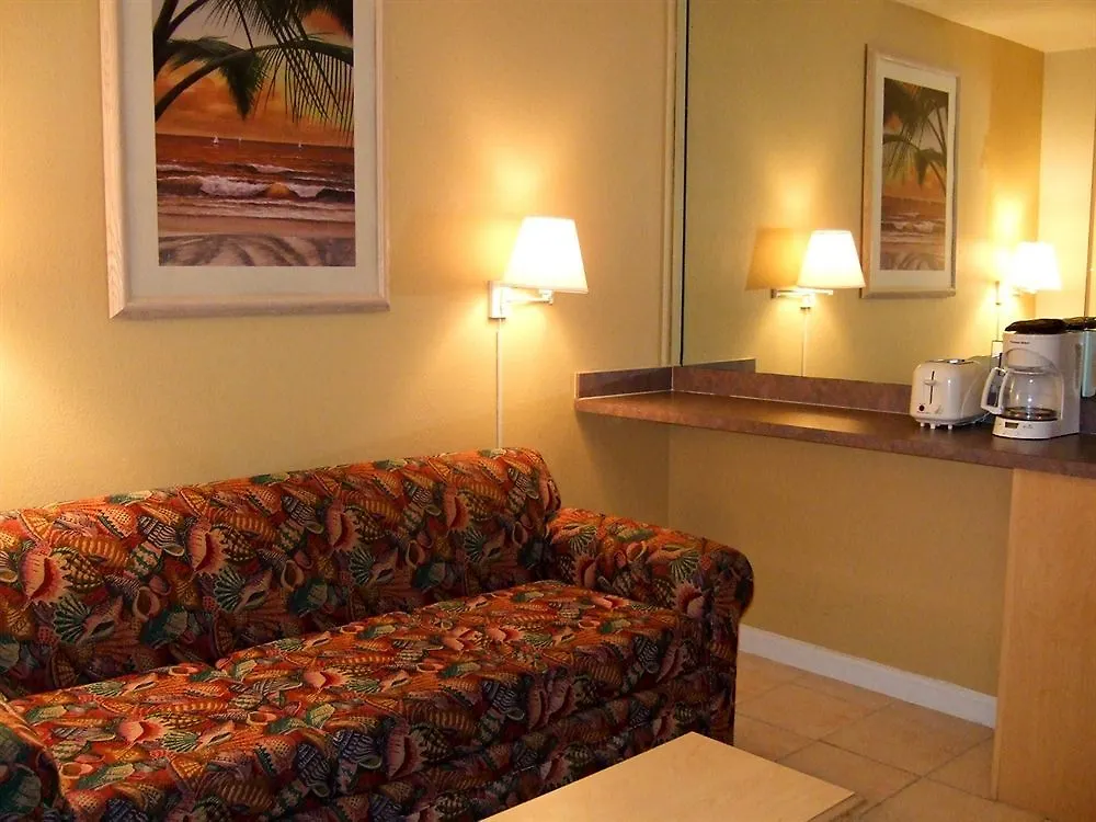 Harbour Beach Resort Studios! Daytona Beach Apartment