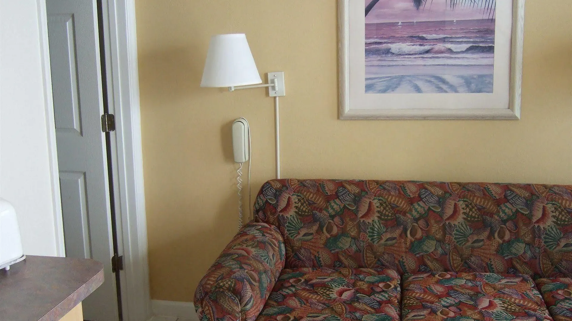 Harbour Beach Resort Studios! Daytona Beach Apartment